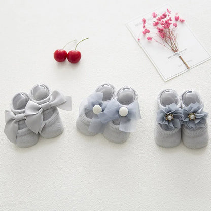 Lace Bloom Baby Socks Set – 3 Pairs 🌸