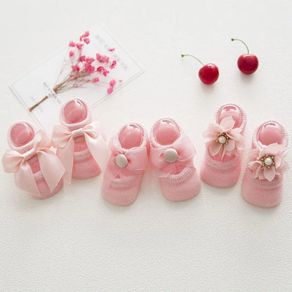 Lace Bloom Baby Socks Set – 3 Pairs 🌸