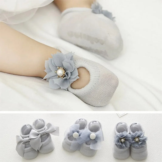 Lace Bloom Baby Socks Set – 3 Pairs 🌸
