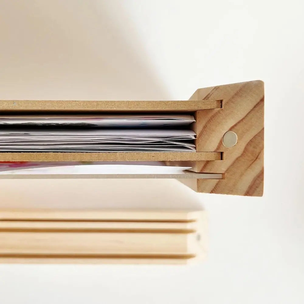 Wooden Rotating Art & Memory Frame – Changeable Display for Photos and Kids’ Artwork